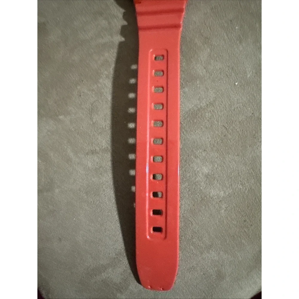 Casio Classic Red and Black Men Wristwatch f108whc Water Resistant Stainless Are
